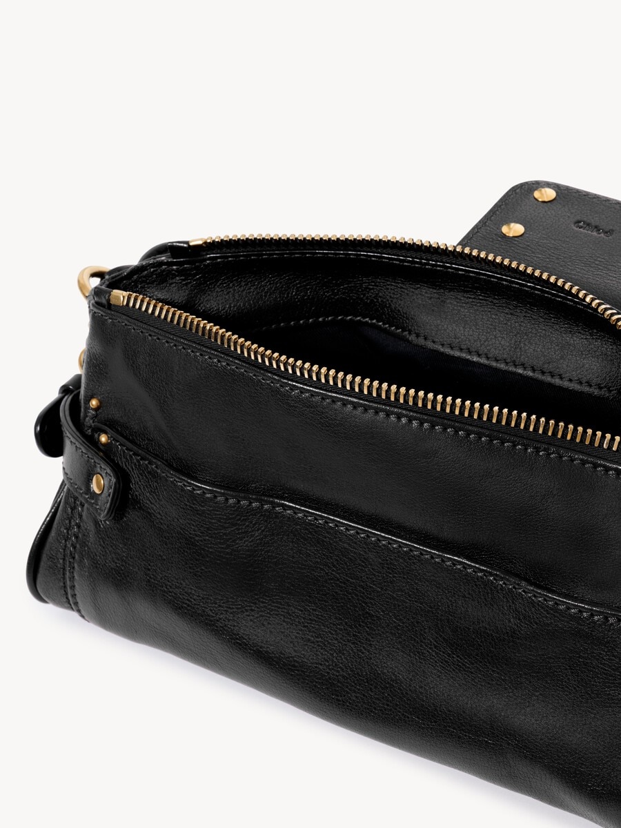 Small Paddington bag with strap in grained leather - 9