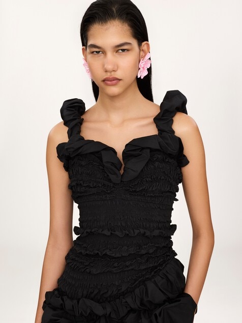 The Chlo&eacute; Bloom earrings