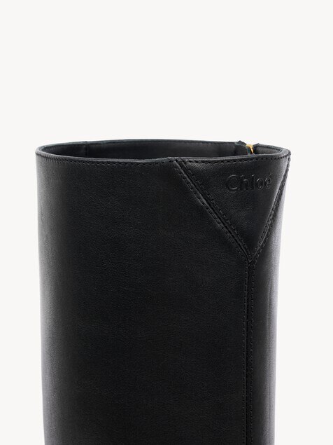Phoenix heeled boot