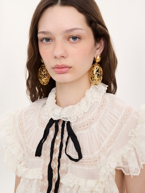 The Chlo&eacute; Gilded Cage earrings