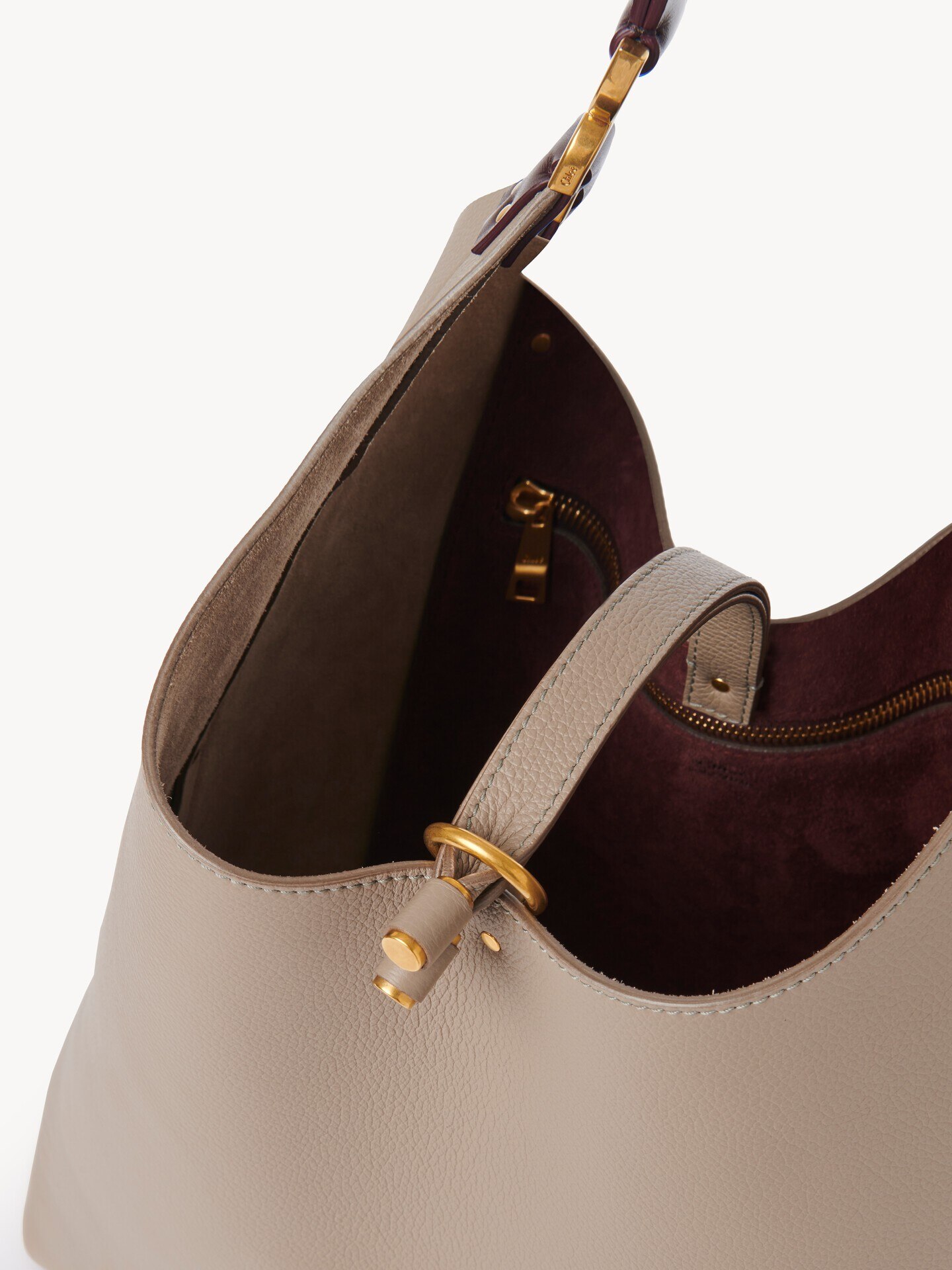 Marcie hobo bag in grained leather - 7