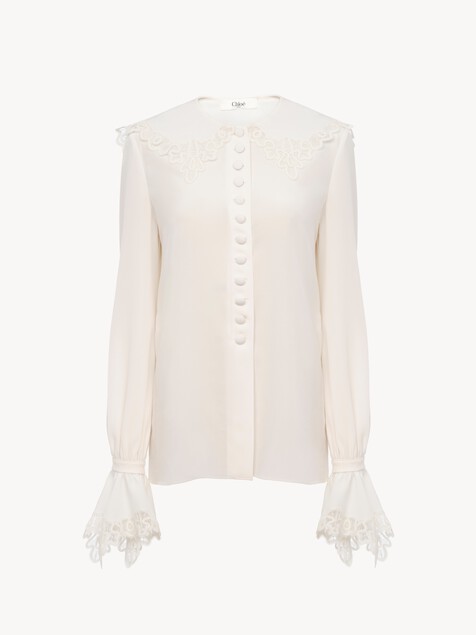 Fluid blouse in cr&ecirc;pe de chine & lace