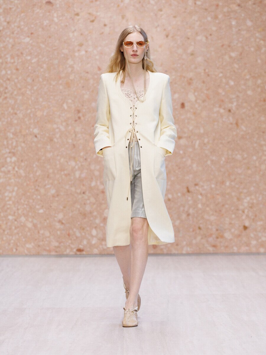 Look 37 - 1