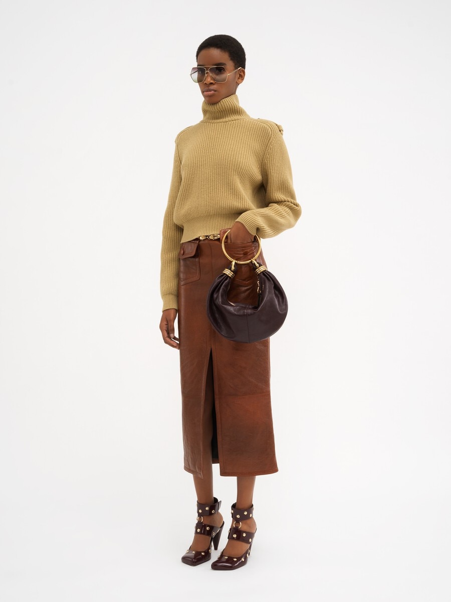 Small Bracelet hobo bag in grained leather - 7