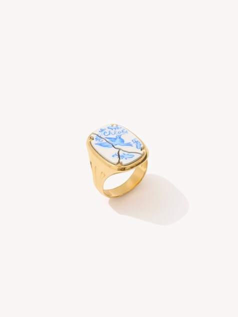 The Chlo&eacute; Bloomcraft ring