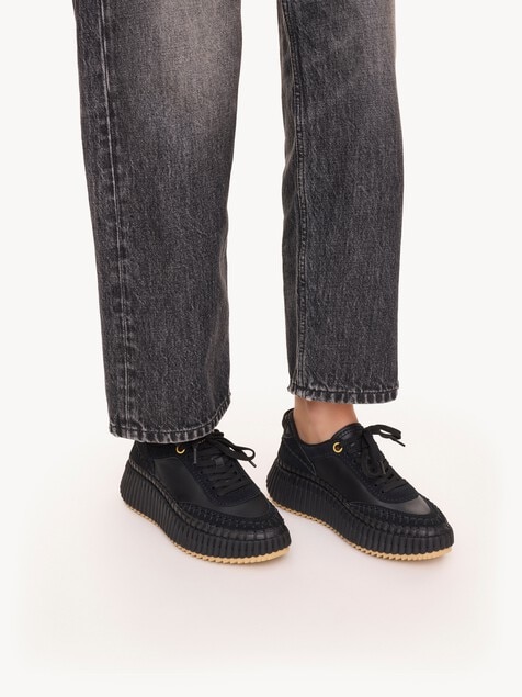 Nama sneaker