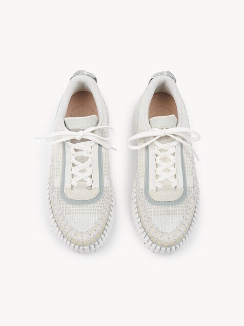 Nama sneaker