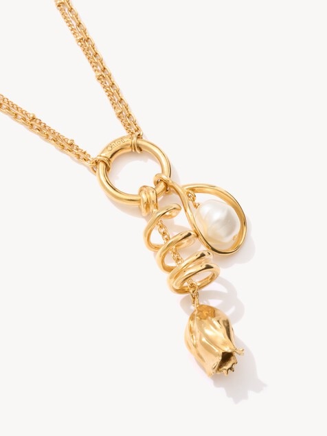 The Chlo&eacute; Tulip necklace