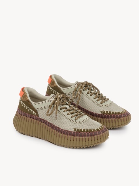 Nama sneaker