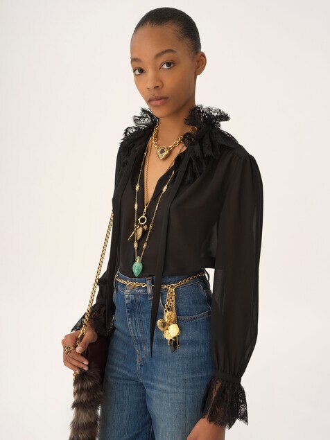 Fluid blouse in silk georgette & lace