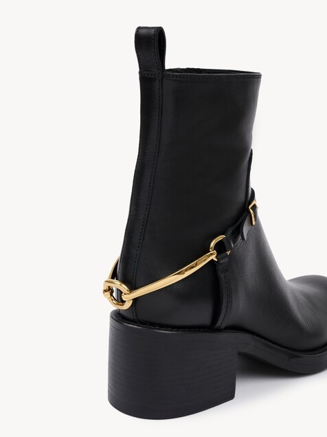 Dakota ankle boot