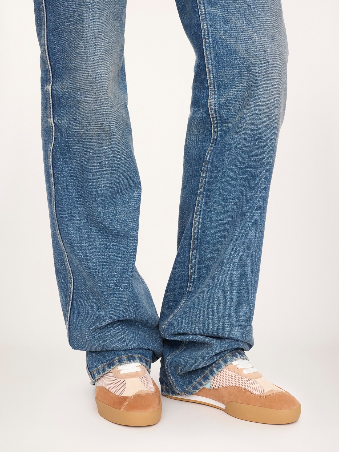 Chlo&eacute; Kickスニーカー - 3