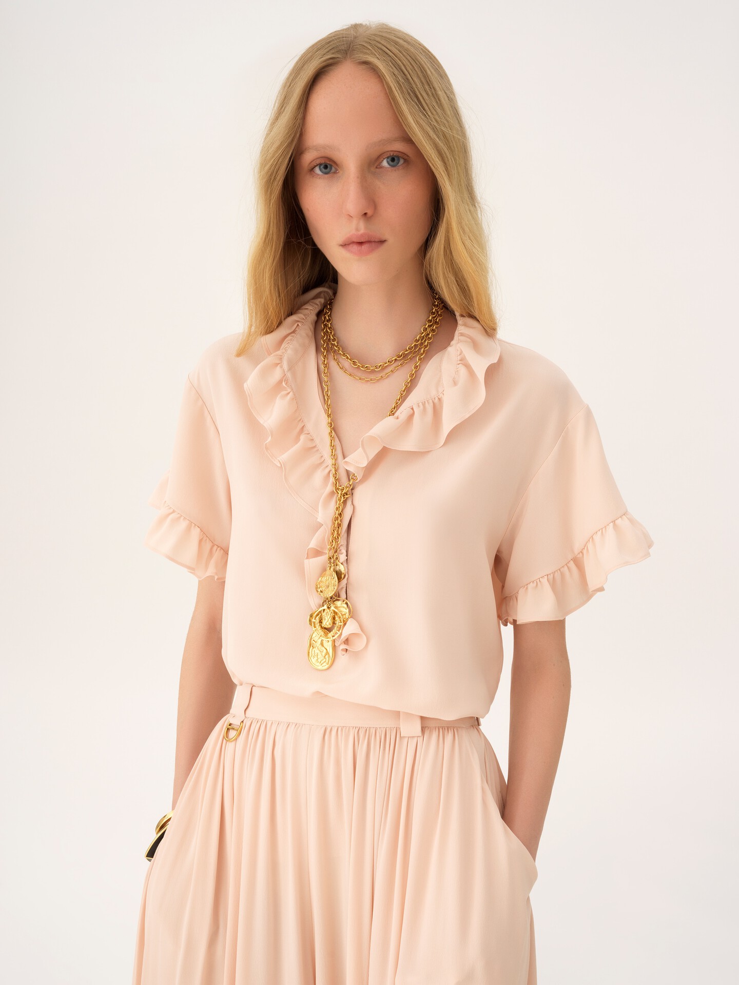 Short-sleeve ruffle top in cr&ecirc;pe de chine - 4