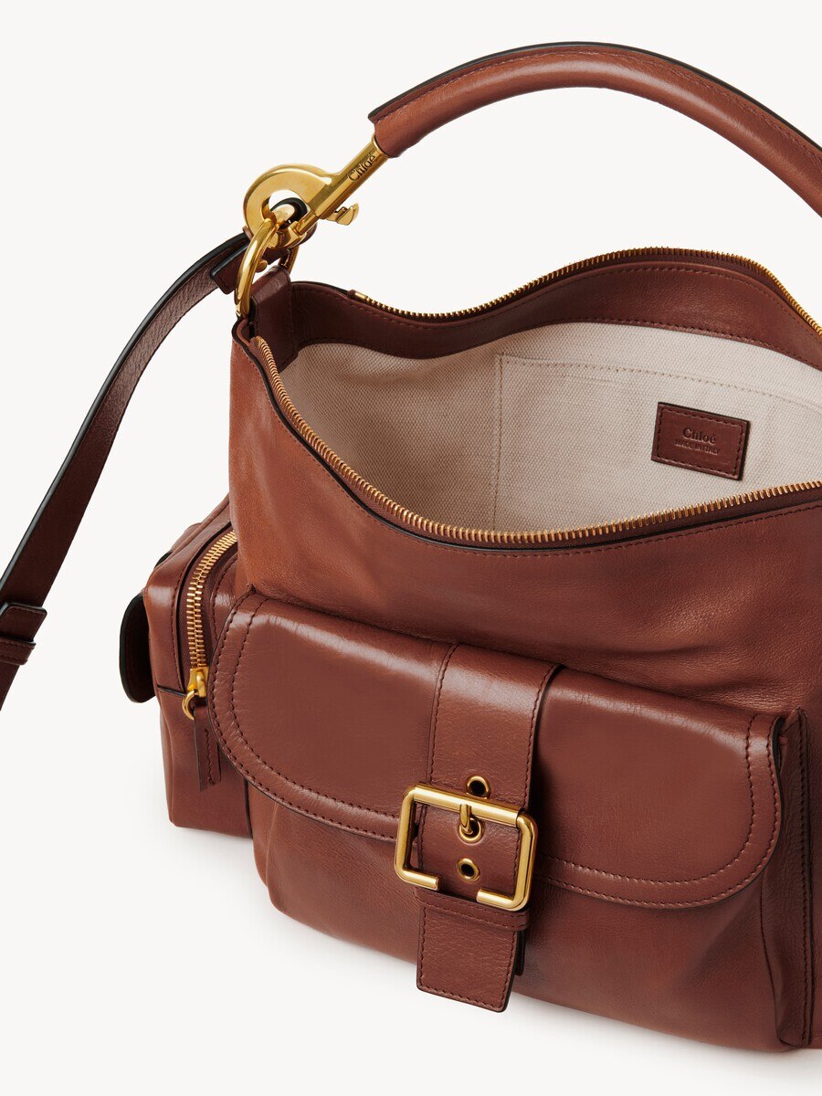 Camera bag in shiny leather - 6
