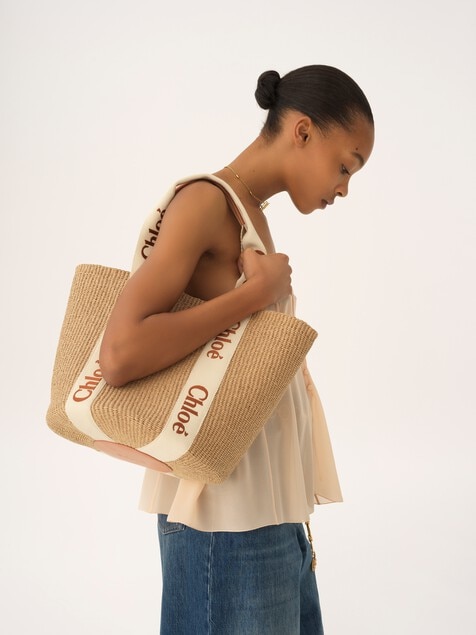 Large Woody basket in natural fibers