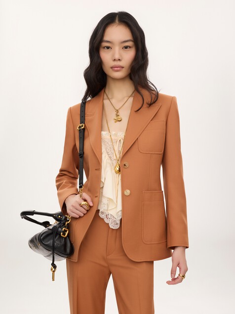 Single-breasted tailored jacket in wool gabardine