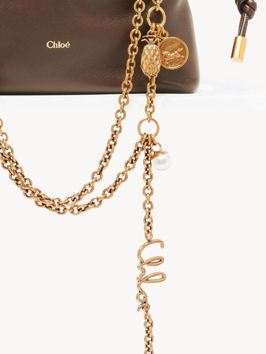 Minibolso de hombro Chlo&eacute; Icons con cadena de cuero suave - 6