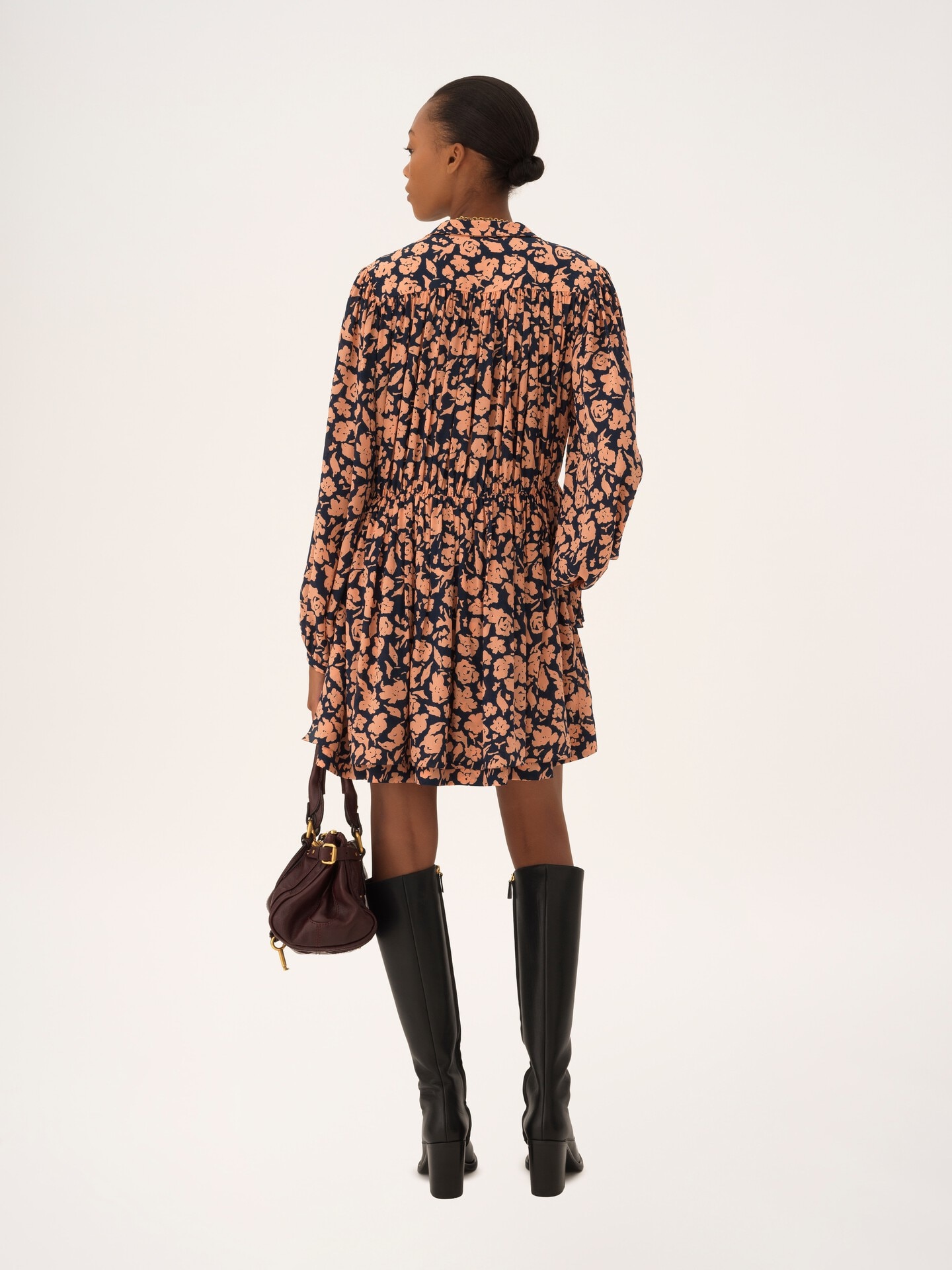 Gathered mini dress in crêpe de chine - 5