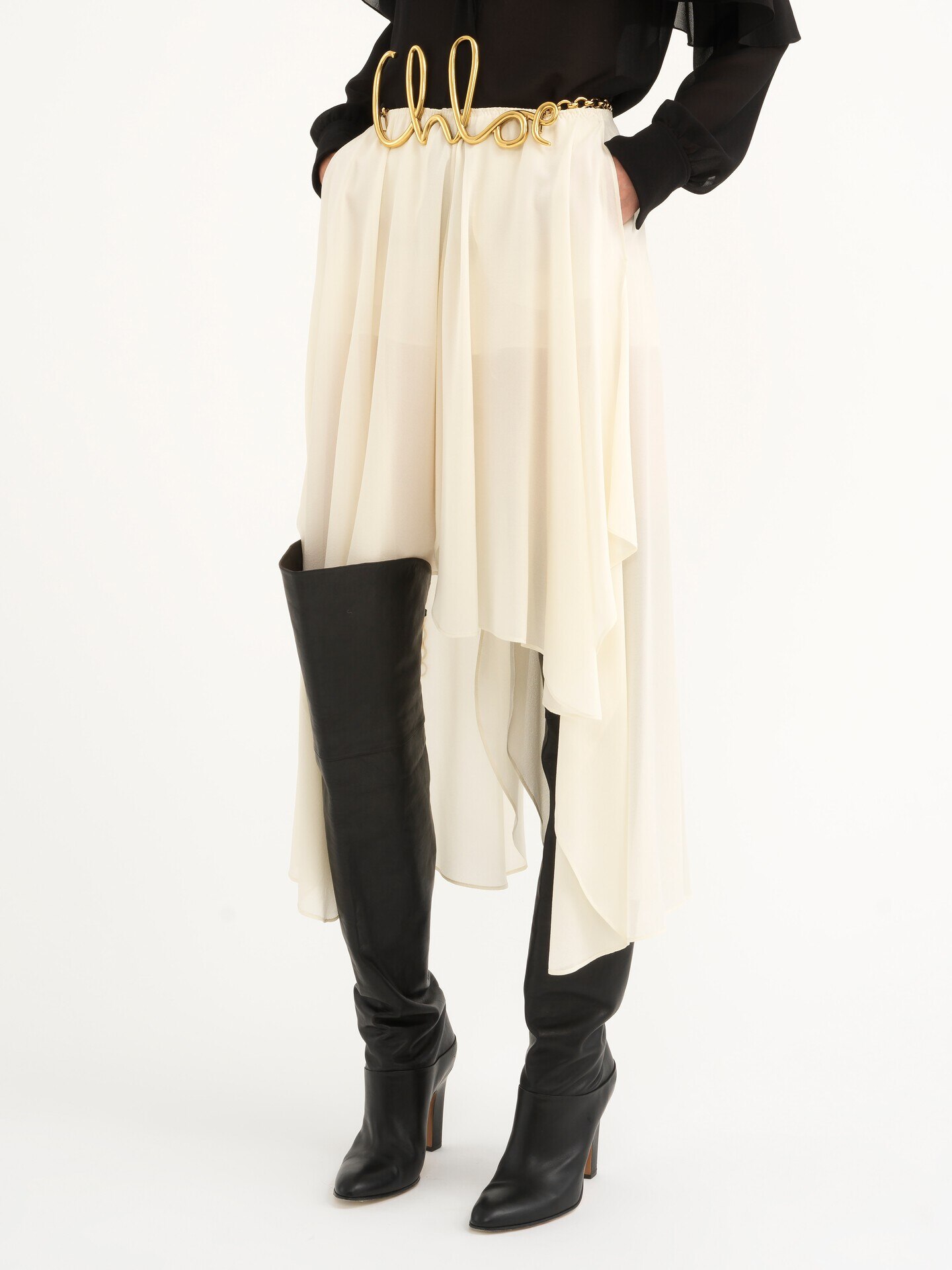 Fluid volant shorts in silk georgette - 5