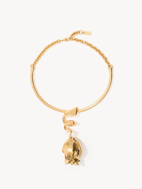 The Chlo&eacute; Bloomcraft necklace