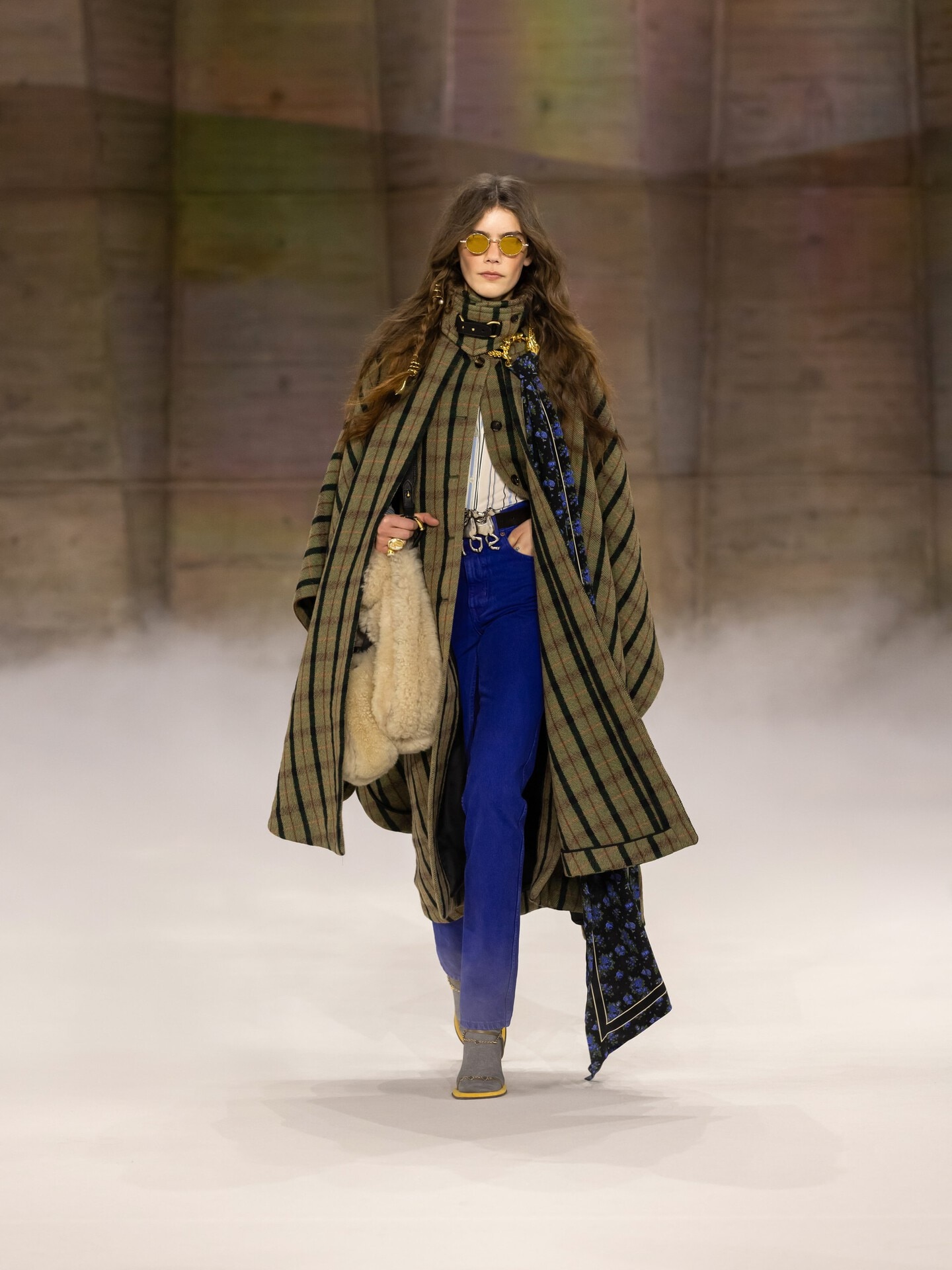 Look 25 - 1