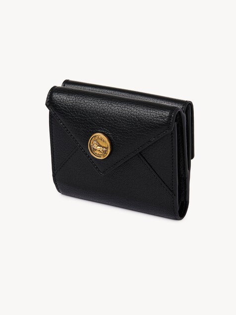 Kleines dreifach klappbares Envelope Portemonnaie aus genarbtem Leder