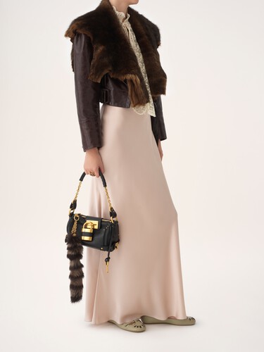Small Paddington chain bag in grained leather - 10