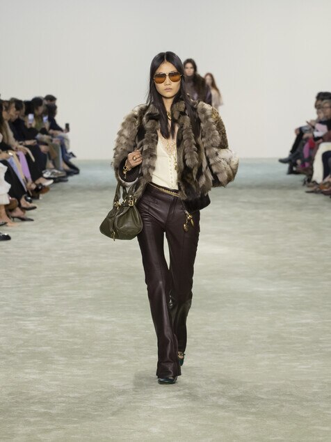 Look 25