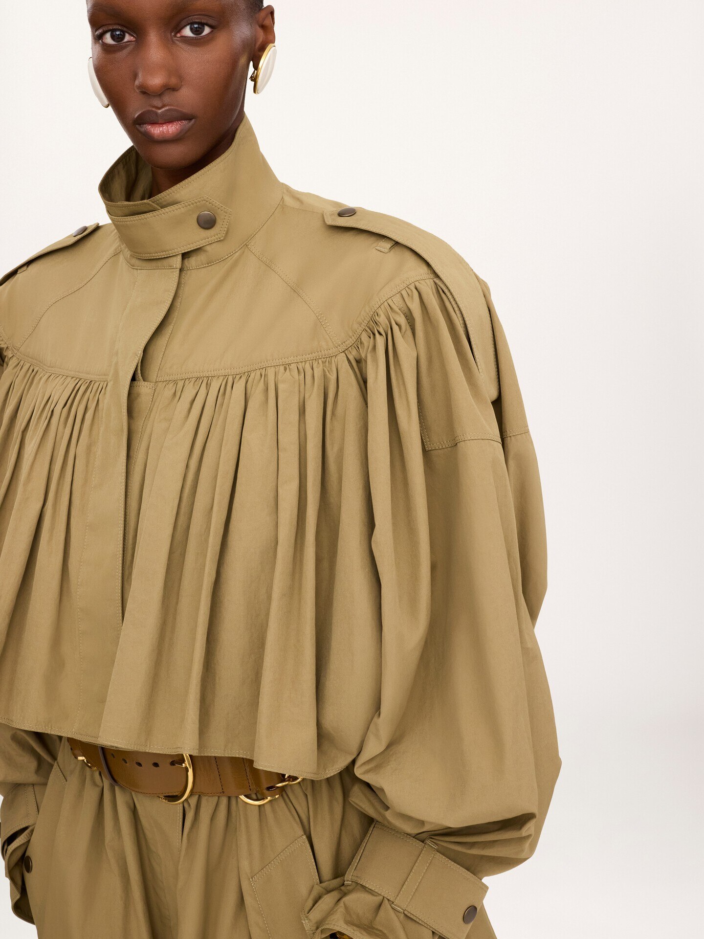 High-neck short trench coat in cotton poplin - 6