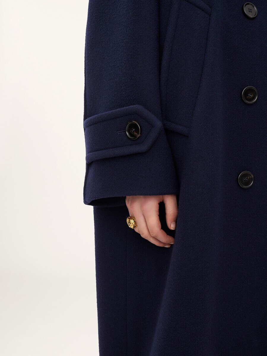 Zweireihiger langer Mantel aus Wolle im Oversized-Stil - 8