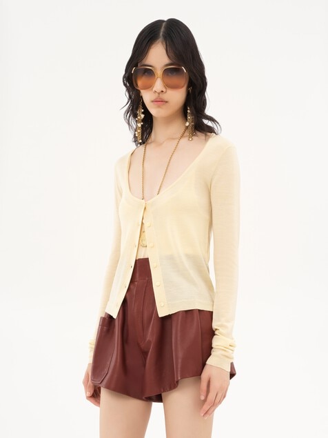 Cardigan ajust&eacute; &agrave; encolure arrondie en maille de laine extrafine