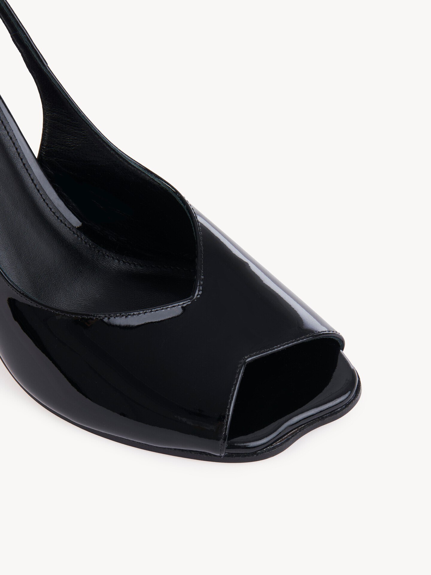 Heeled Flower Sandal - 5