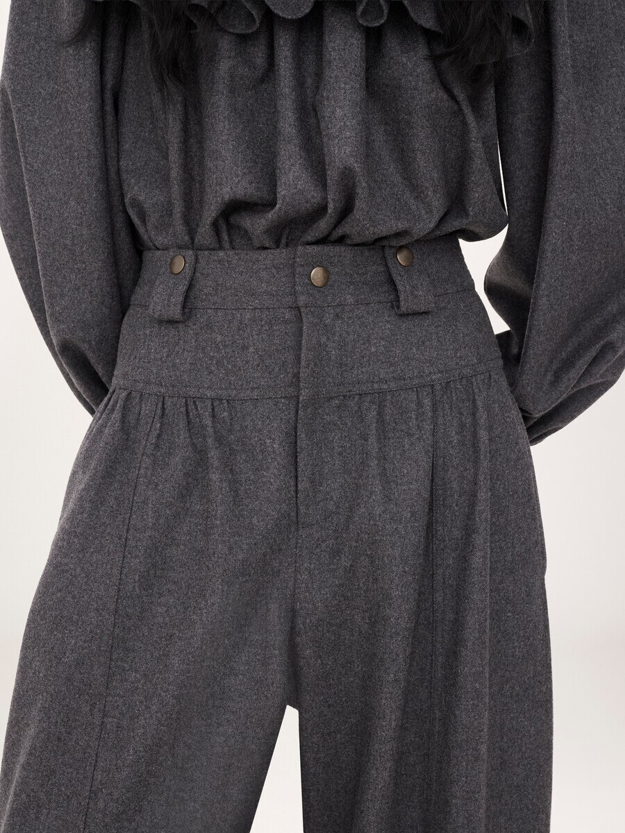 High-rise barrel pants in wool & cashmere flannel - 7