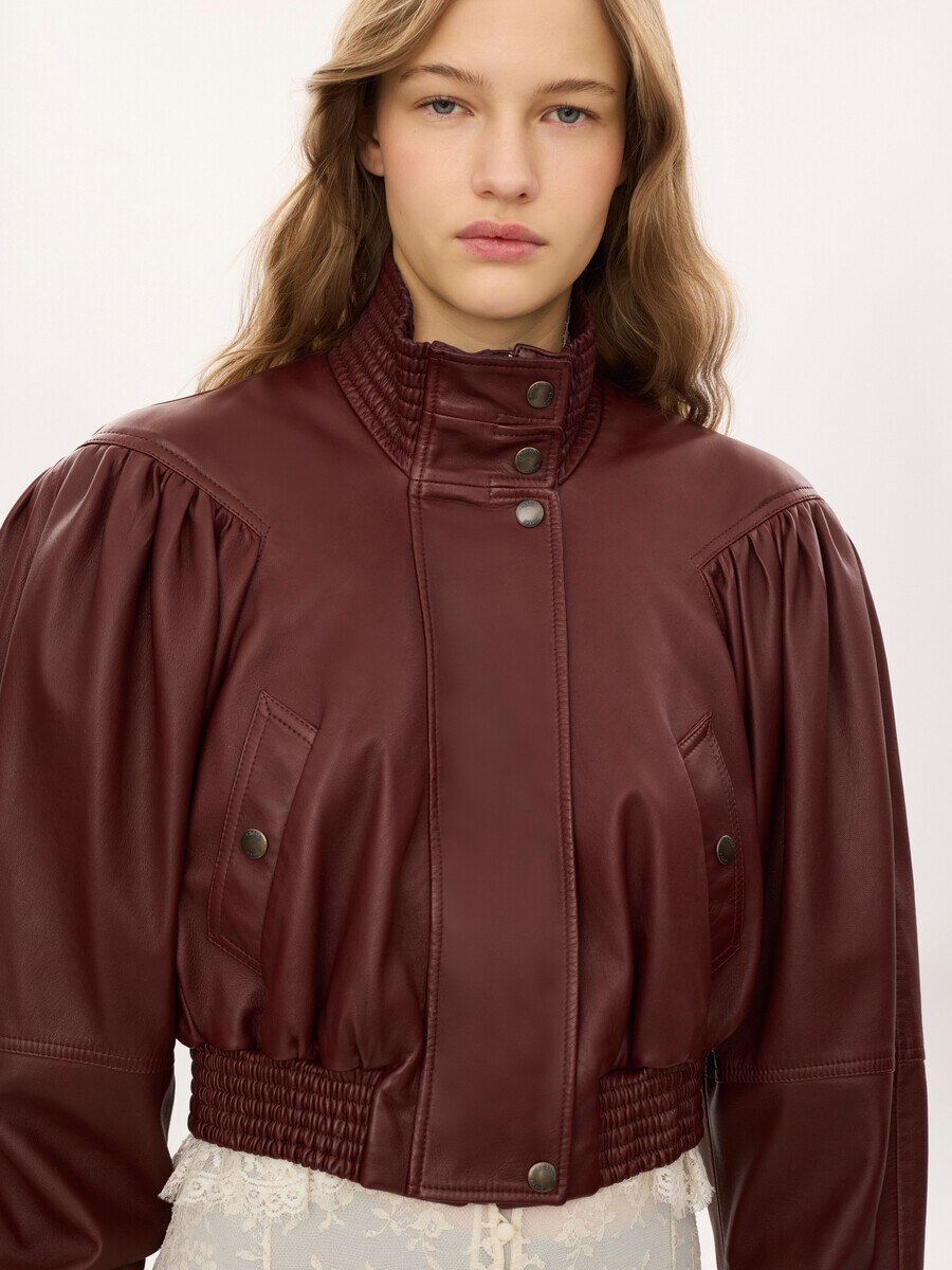 Cropped-Schaljacke aus Leder - 9