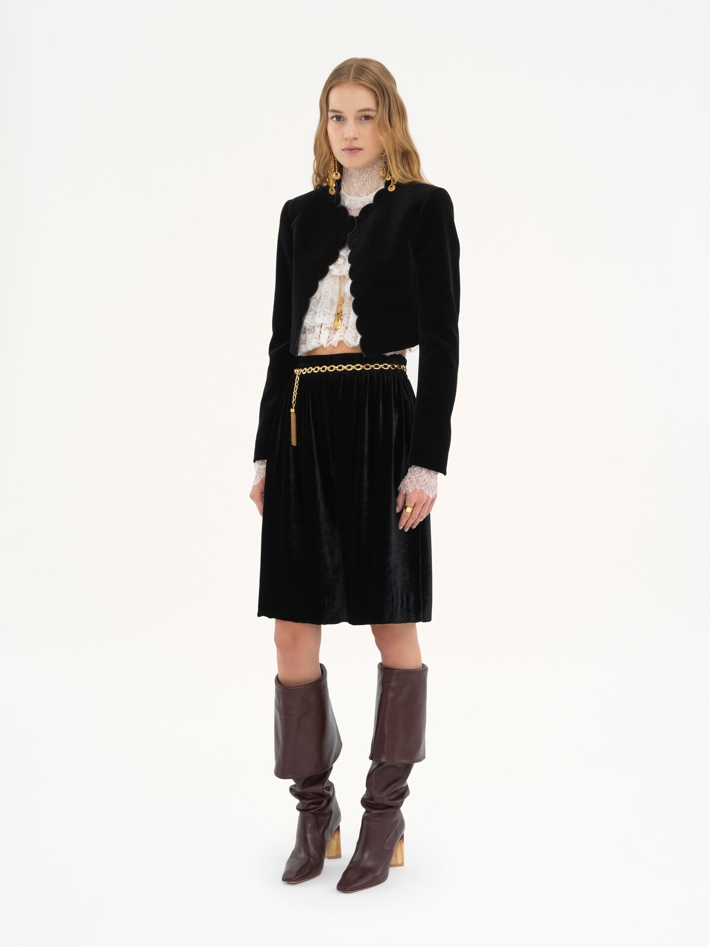 Scalloped Spencer jacket in velvet - 3