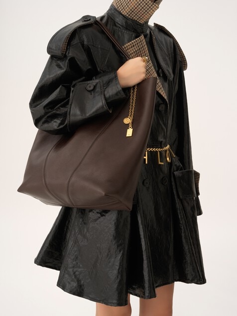 グレインレザー製Chloé Spinラージトートバッグ