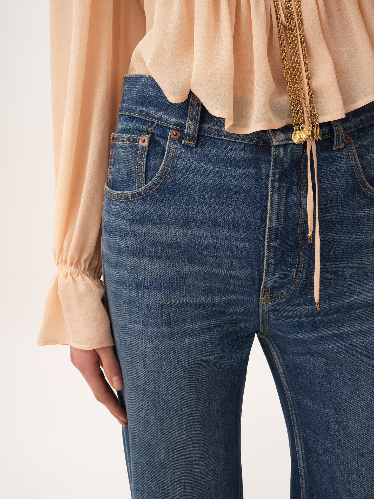 Jean taille haute &eacute;vas&eacute; en denim - 8