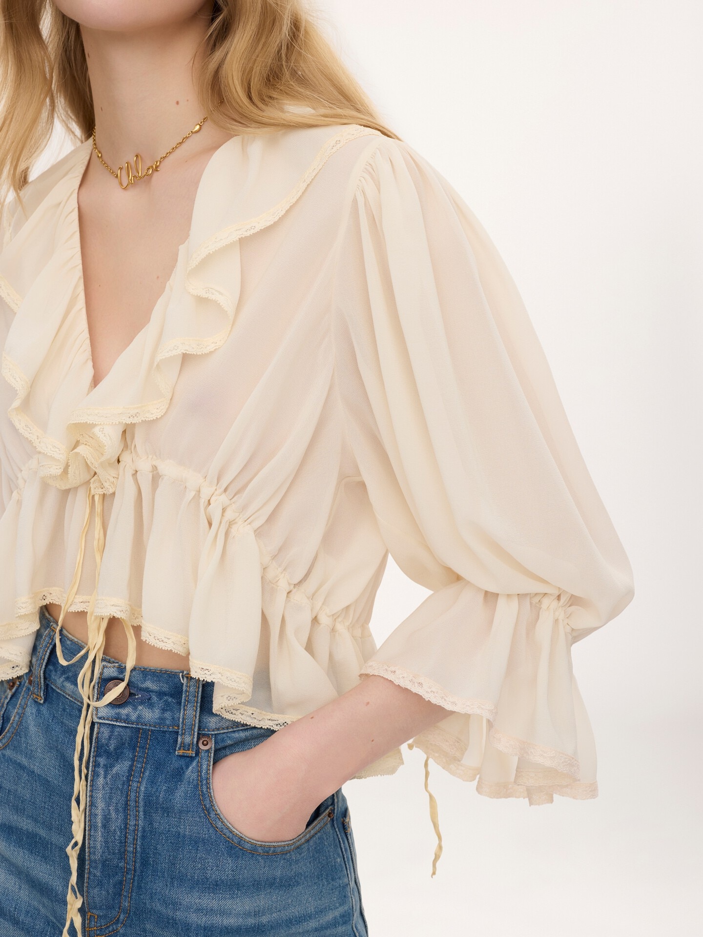 Cropped V-neck ruffle top in silk georgette & lace - 6.0