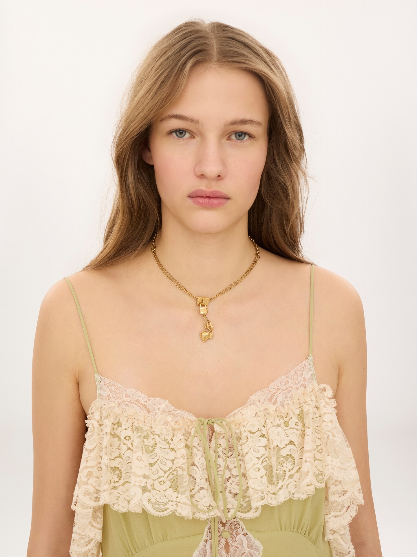 The Chlo&eacute; Mini Paddington necklace - 4.0