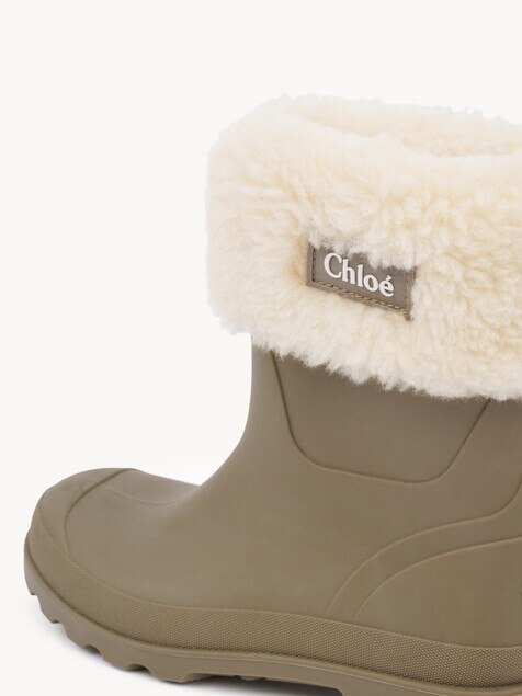 Kids' rain boots