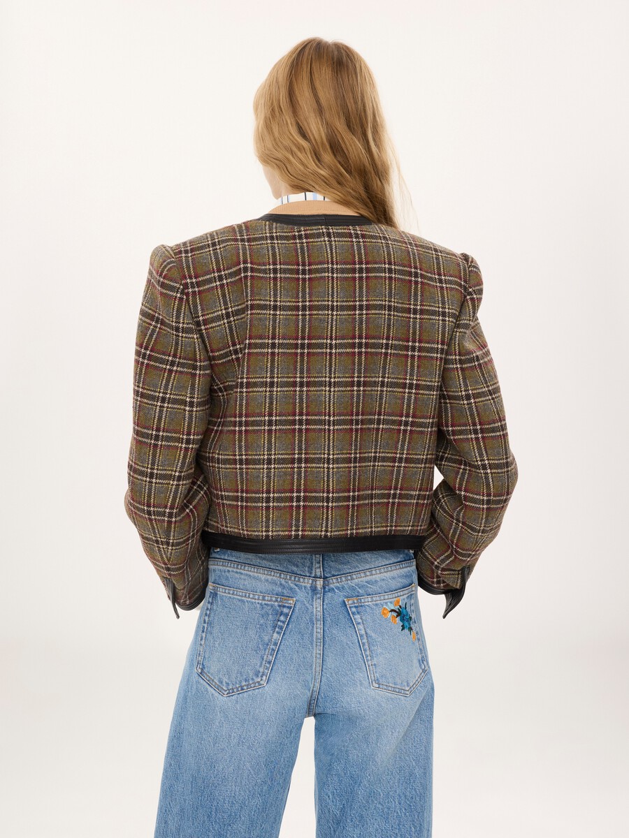 Collarless cropped boxy jacket in check wool - 5
