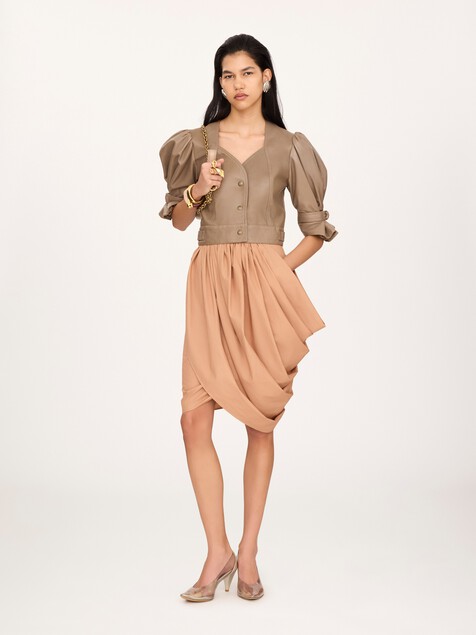 Veste courte manches bouffantes en cuir