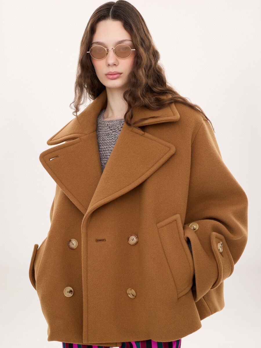 Oversized short coat in wool - 9