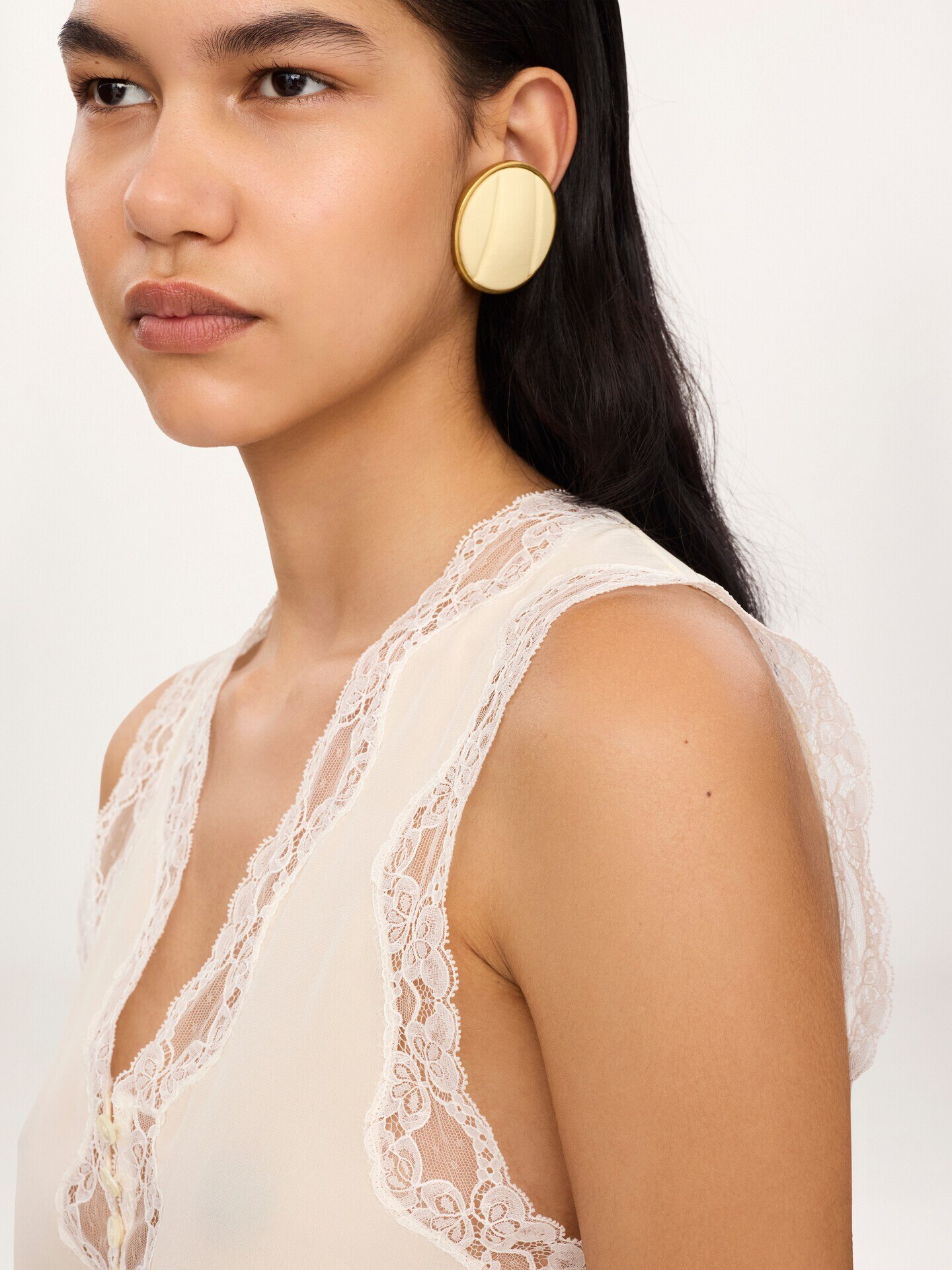 &Auml;rmelloses Sch&ouml;&szlig;chentop aus Cr&ecirc;pe de Chine und Spitze - 6