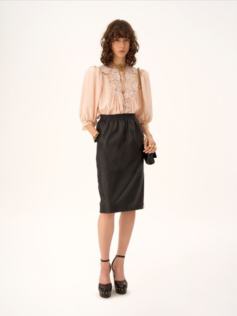 Fluid puff-sleeve top in cr&ecirc;pe de chine & lace