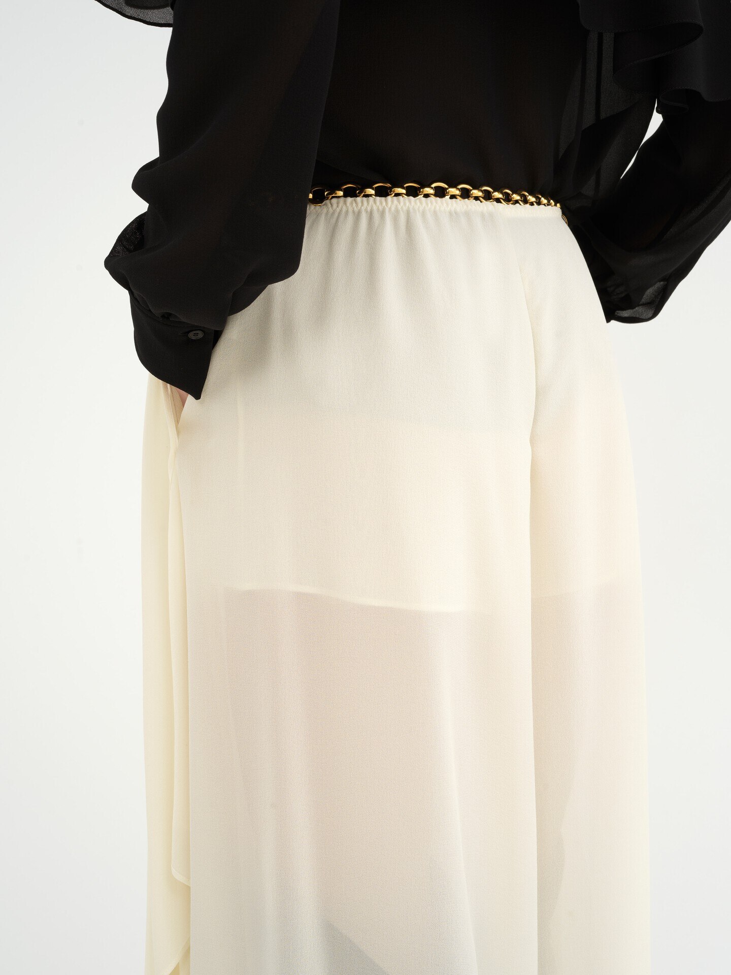 Fluid volant shorts in silk georgette - 7