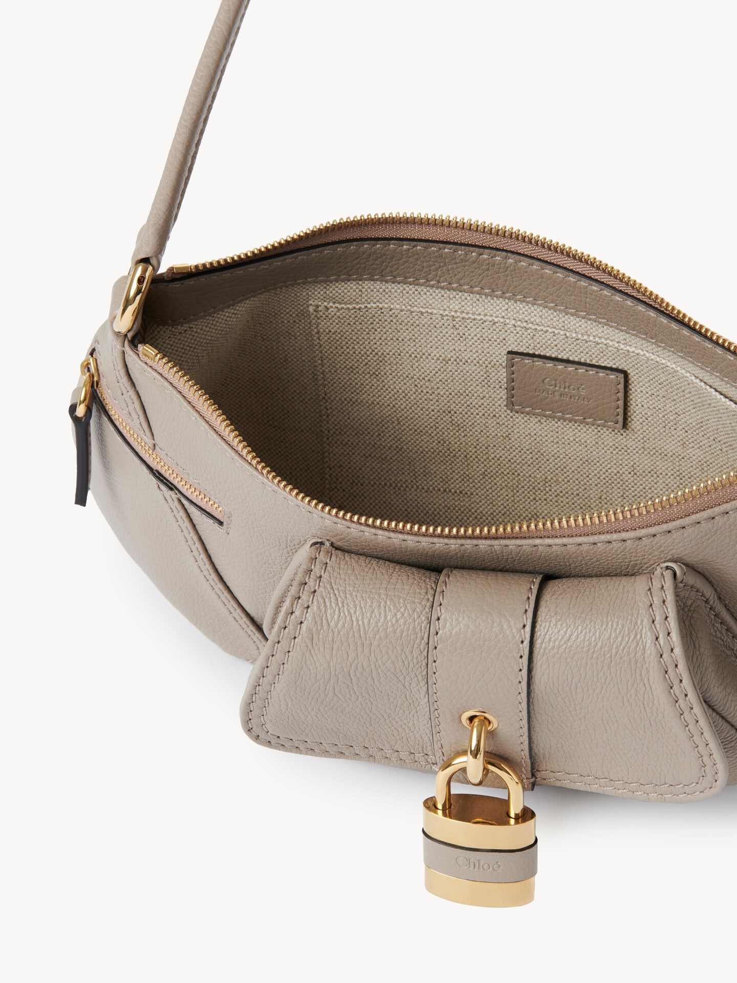 The 99 shoulder bag in grained leather - 6