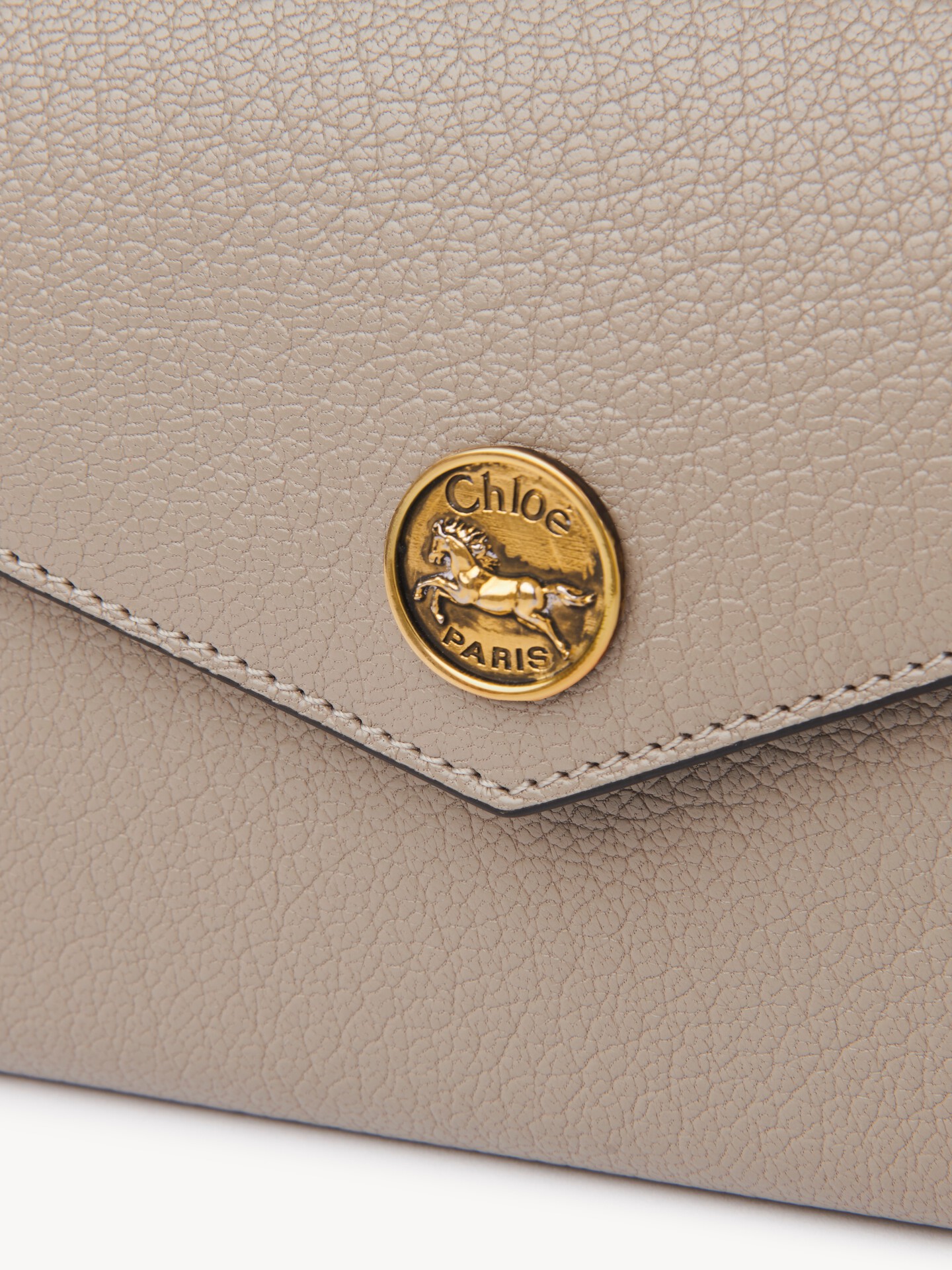 Envelope long wallet with flap in grained leather - 5.0