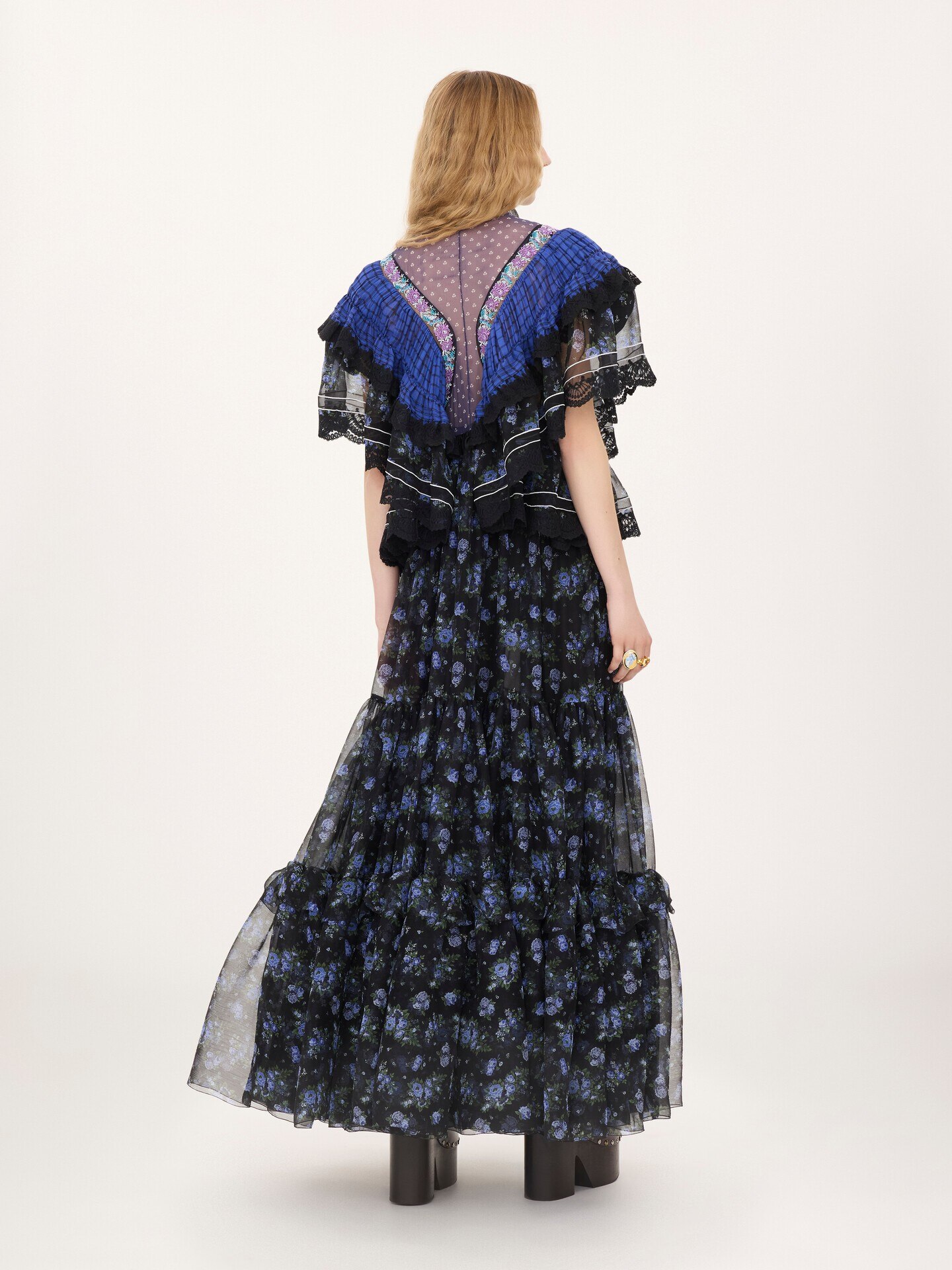 Ruffled long dress in silk mousseline & lace - 4.0