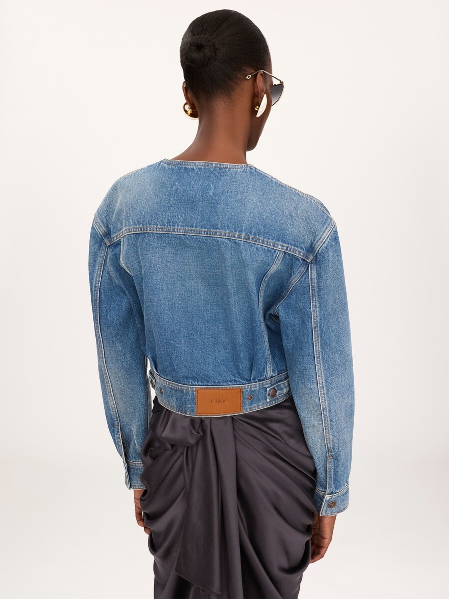 Collarless cropped denim jacket - 7